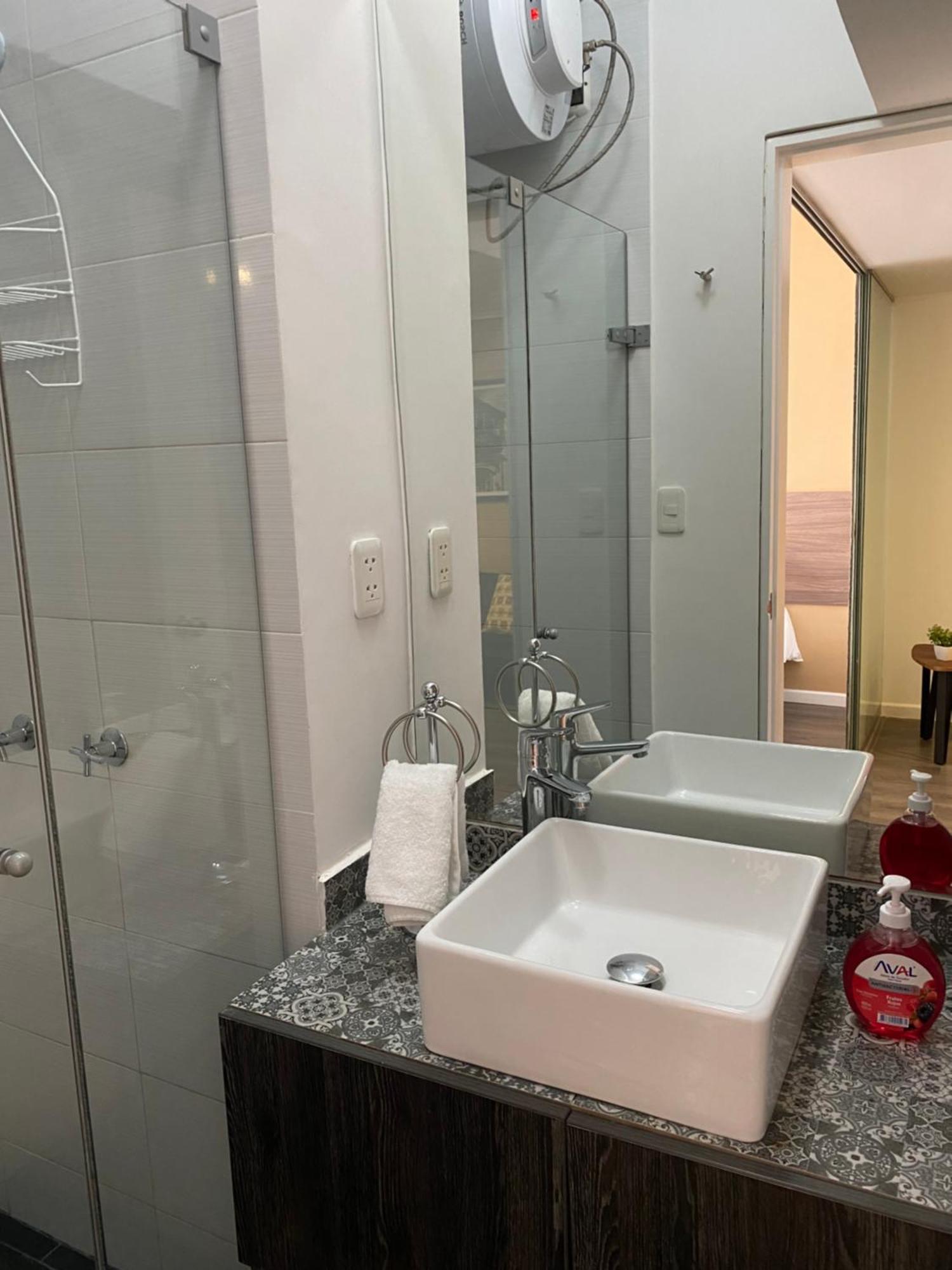 Enjoy In A Renovated And Private D
